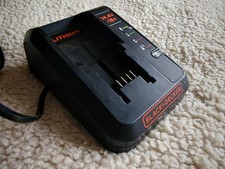 BLACK&DECKER  14.4-18V LI-ION GENUINE BATTERY CHARGER  90599853-02 TYPE2