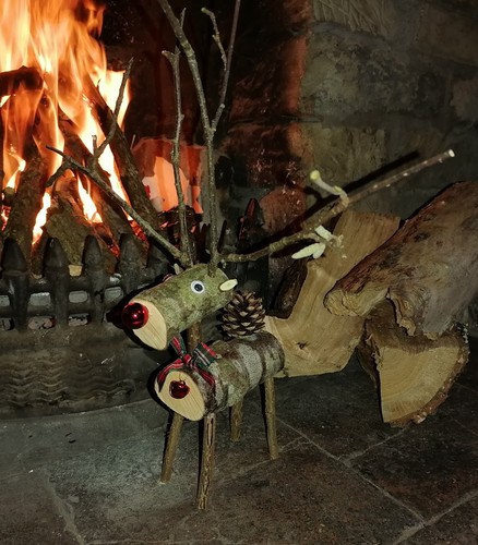 Wooden log reindeer christmas - log,