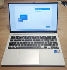 Samsung Galaxy Book 15.6" Laptop Core i5 8GB 256GB Silver NP750XDA-KD2UK