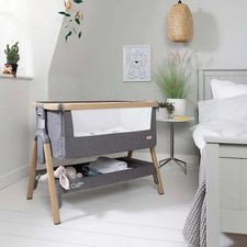 Tutti Bambini Cozee Bedside Crib Cot Oak With Mattress & Travel Bag