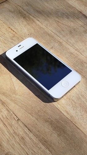 Apple iphone white - 4s,
