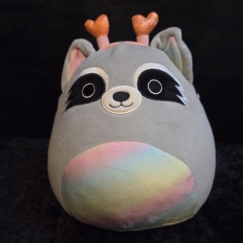 Max the raccoon plush - max,
