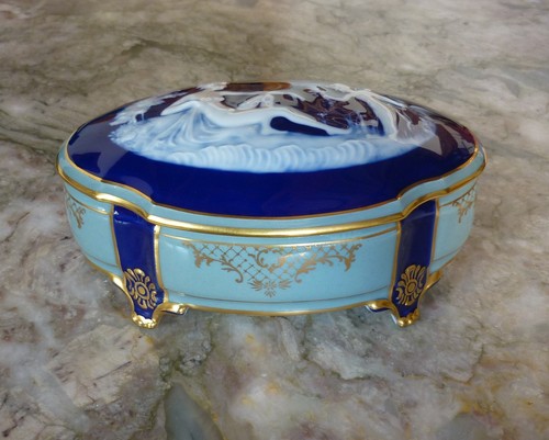 Beautiful vintage limoges - beautiful,