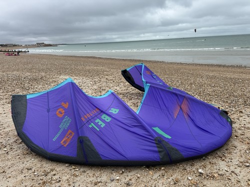 Kitesurfing kite duotone rebel - kite,