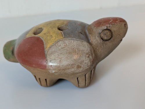 Mexican clay turtle - clay, hole