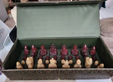 Deluxe cream & red Anne Carlton Isle of Lewis Replica Chess Set & fitted box