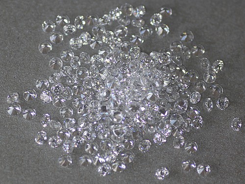 White clear round - round, brilliant