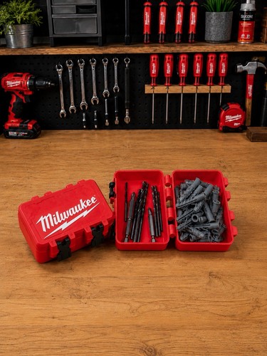 Milwaukee storage tub with - tub, lid
