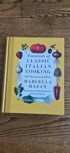 Essentials classic italian - classic,