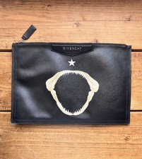 Givenchy Ladies Shark Jaw Antigona Clutch Bag Black Zip Designer Floral Pouch
