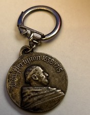 Vintage MOËT & CHANDON - DOM PERIGNON (1638-1715 )Keyring