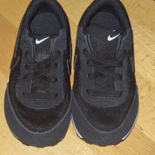 BN Nike Infant Boys Black Trainers - Size 6.5 