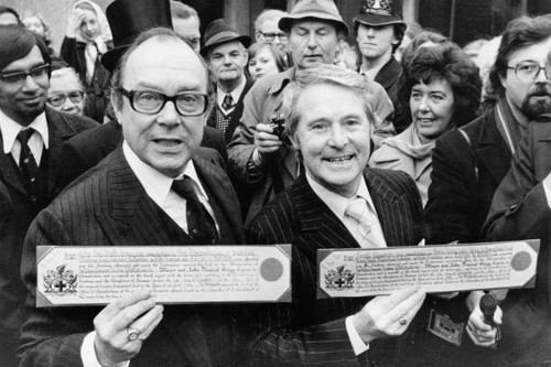 Eric morecambe ernie - morecambe, wise