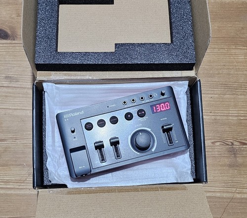 Roland aira compact - compact, e-4
