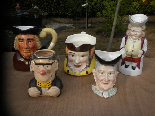 Toby character jug - toby/,