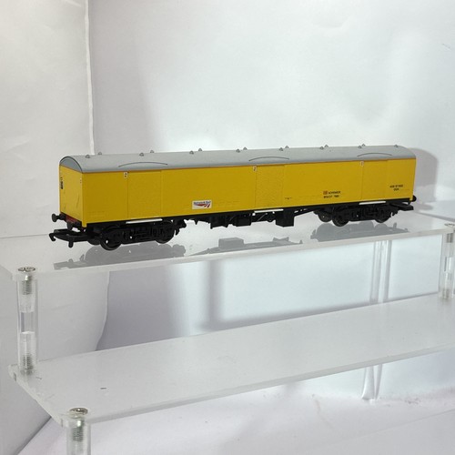 Hornby r4997 network rail - hornby,