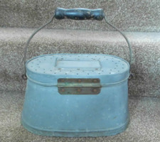 VINTAGE FISHING LIVE BAIT GREY METAL CAN / BUCKET / CONTAINER