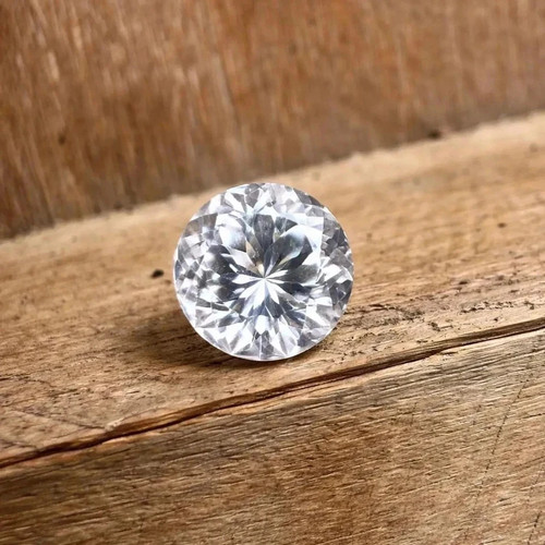Natural white sapphire ct - white,