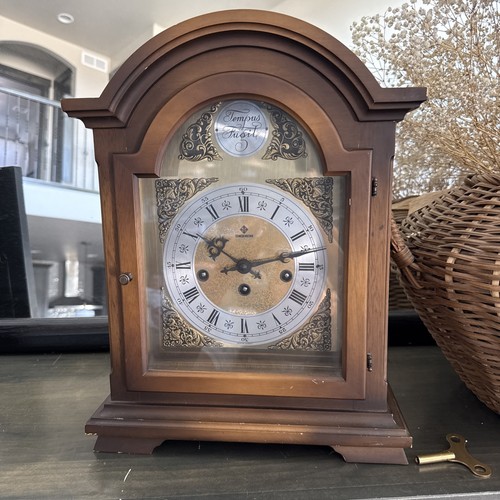 Tempus fugit chime mechanical - fugit,