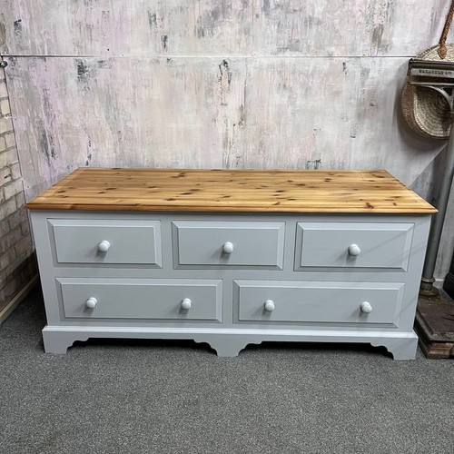 Modern painted long - painted, pine