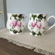 Royal Crownford Giftware Ivy Rose Tea Cups