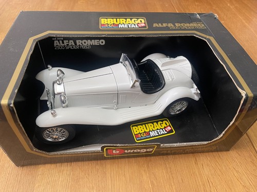 Burago metal alfa romeo - metal,