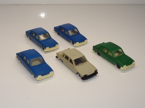 Minix plastic lot of - plastic,