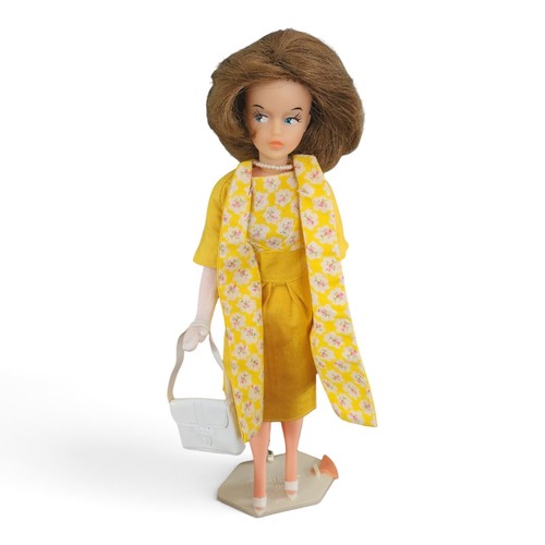 Tressy doll palitoy dressed - tressy,