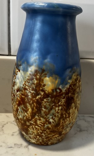 Vintage art deco - crown, ducal