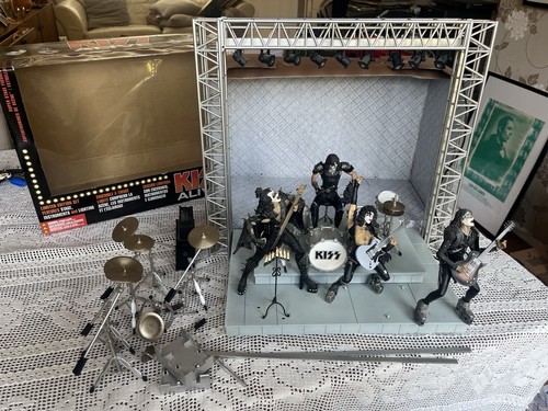 Kiss alive mcfarlane - alive, 2002