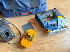 Ryobi CJS 180L Cordless Jigsaw with 18v Battery, Mains Charger & Carry Bag 