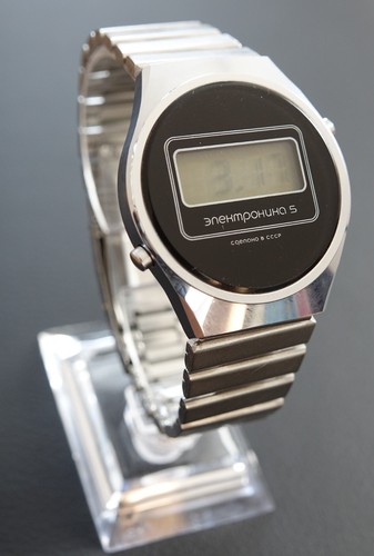 Vintage elektronika watch - vintage,