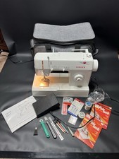 Singer Zig-Zag Sewing Machine