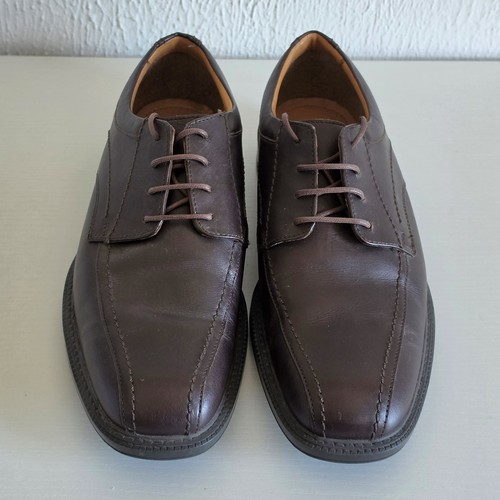 Clarks mens size - 8, wide