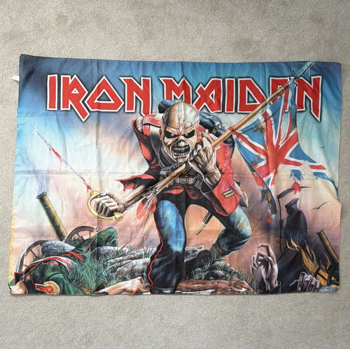 Iron maiden eddie - iron, wall