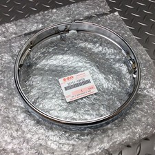 Suzuki GSF1200 Bandit 01-06 K1 K6 GSX1400 K2-K7 / Headlight Lamp Holder Rim