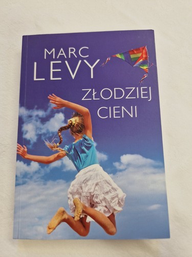 Zlodziej cieni m - cieni, m.levy