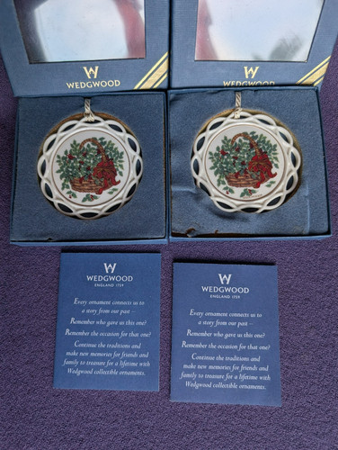 Wedgwood holly basket - wedgwood,