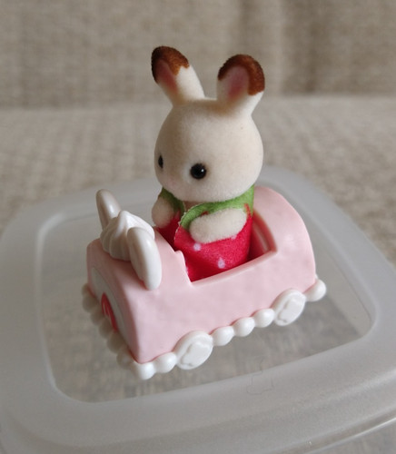 Sylvanian families baking baby - baking,