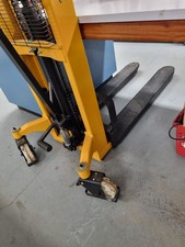 Manutan High Lift Manual Pallet Stacker