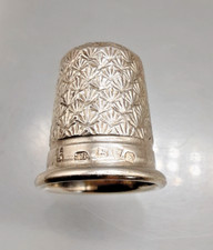 Antique Silver Thimble - Charles Horner Chester 1918 - Fan Embossed - Marked 5