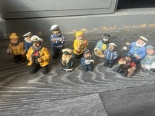 10 Pirate Figures