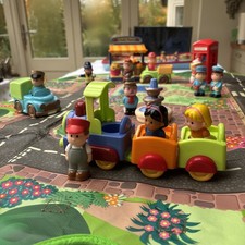 Happyland Village Flower Stall, Phone Box working sounds, 23 pieces & carry case