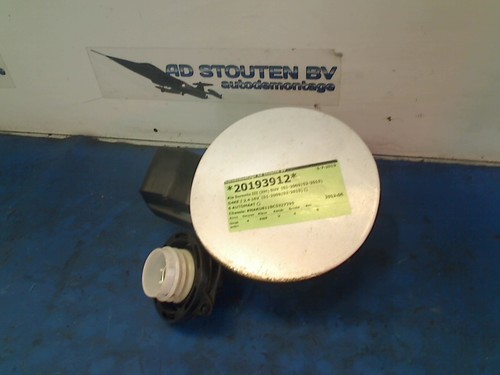 Fuel door kia sorento - fuel,