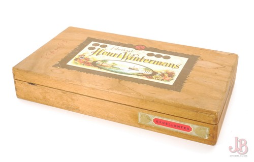 Vintage wooden cigar box - vintage,