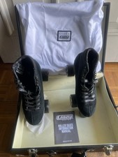 Crazy Skates Evoke Black Suede