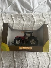 Universal Hobbies Massey 8680