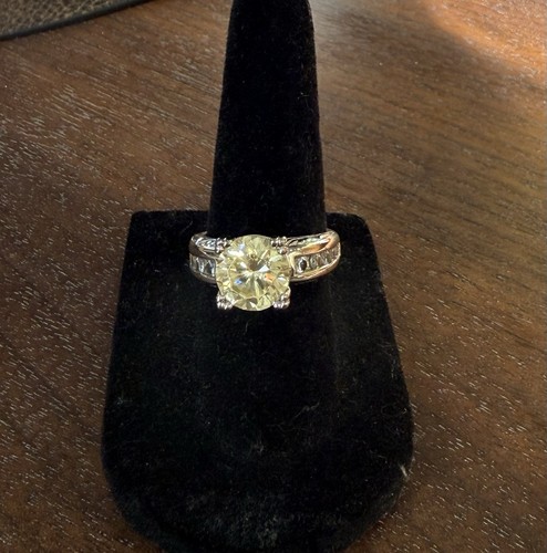 Yellow diamonique stone - diamonique,