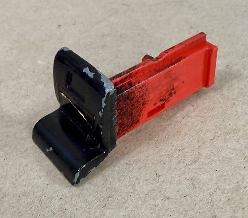 Dinky cpt scarlet spv 104 - dinky, #104