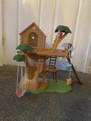 Sylvanian families tree house - families,